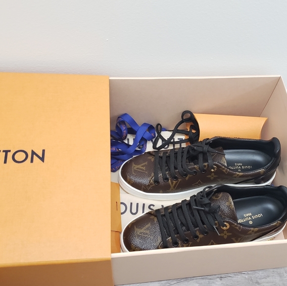 100% Authentic Louis Vuitton FrontRow canvas sneaker, Sz 38 - Picture 11 of 12